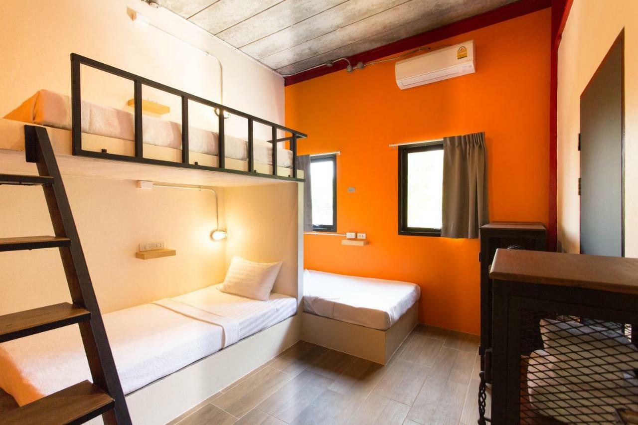 Khunsuek Muaythai Hostel Ao Nang Bagian luar foto